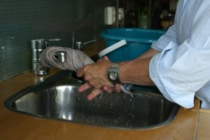 weerhandig-doekje uitwringen